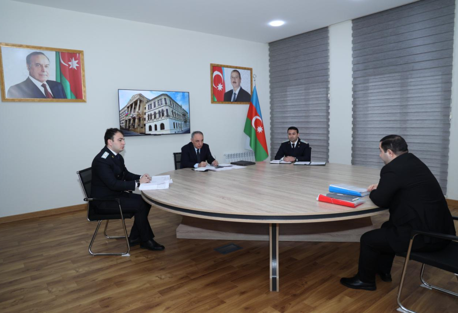 Baş prokuror paytaxtın Pirallahı rayonunda vətəndaşların müraciətlərini dinləyib