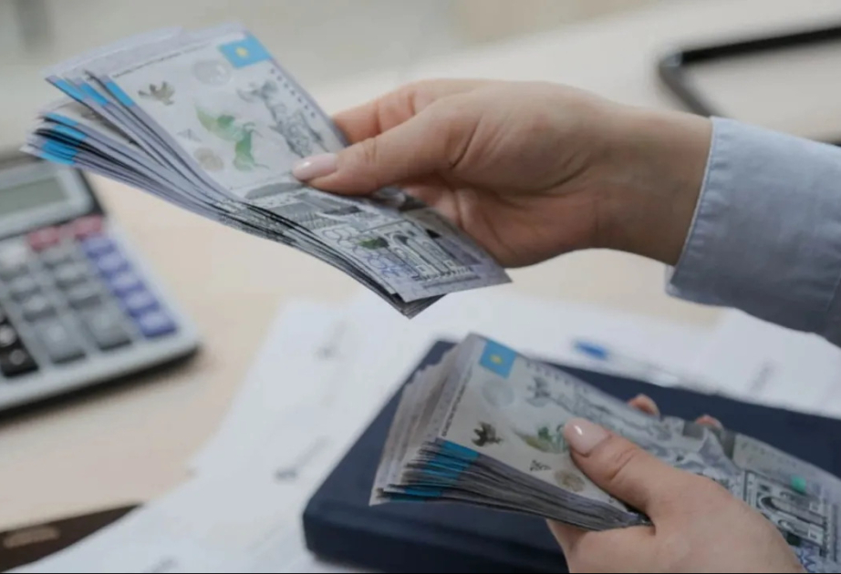 В Казахстане опровергли слухи о списании кредитов