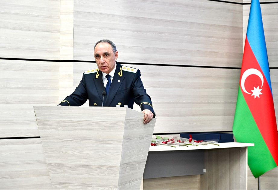 Kamran Əliyev: Bəzən işə qəbul olunan prokurorluq əməkdaşları bu peşənin məsuliyyətinə, zəhmətinə tab gətirə bilməyiblər VİDEO