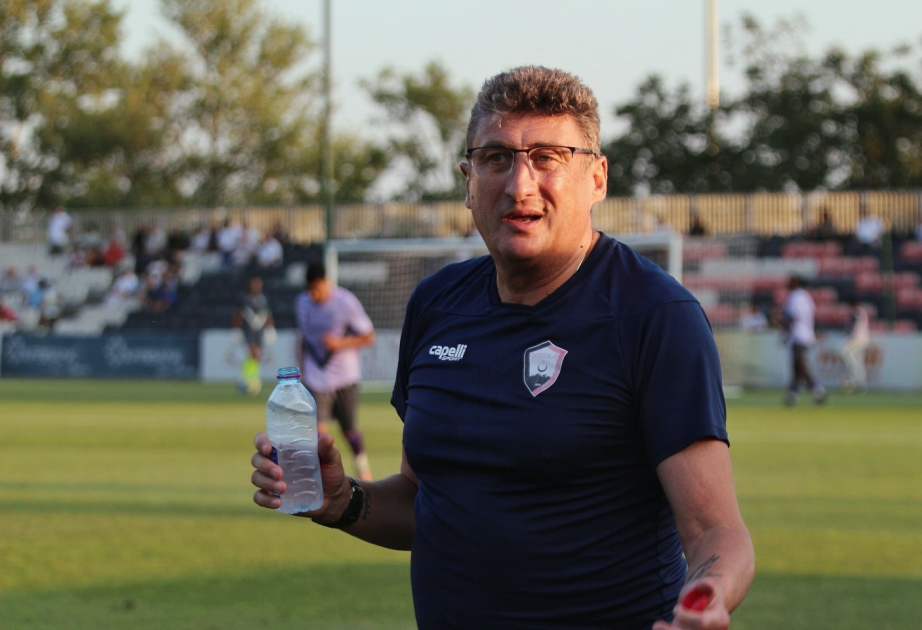 “Qəbələ”nin baş məşqçisi: Səhvə yol vermək olmaz, transferlər üzərində diqqətlə işləyirik