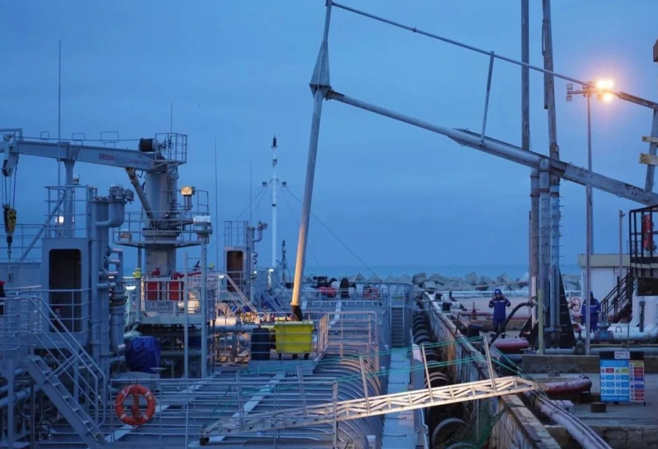 Japan asks UAE, Saudi Arabia for stable crude oil supplies
