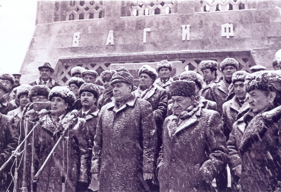 Исторический и незабываемый визит гениального политика Гейдара Алиева в Шушу