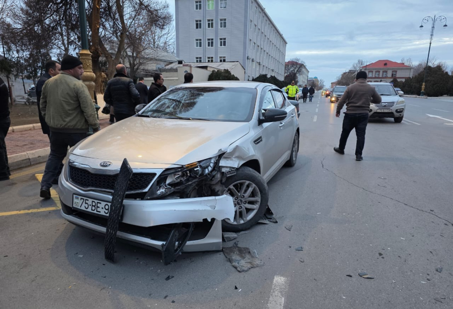 Naxçıvanda yol qəzası zamanı avtomobil aşıb VİDEO