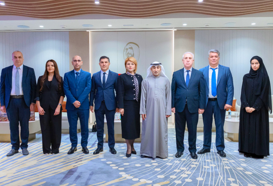 تعاون أكاديمي بين جامعتي باكو للهندسة والإمارات لتعزيز البحوث المستدامة