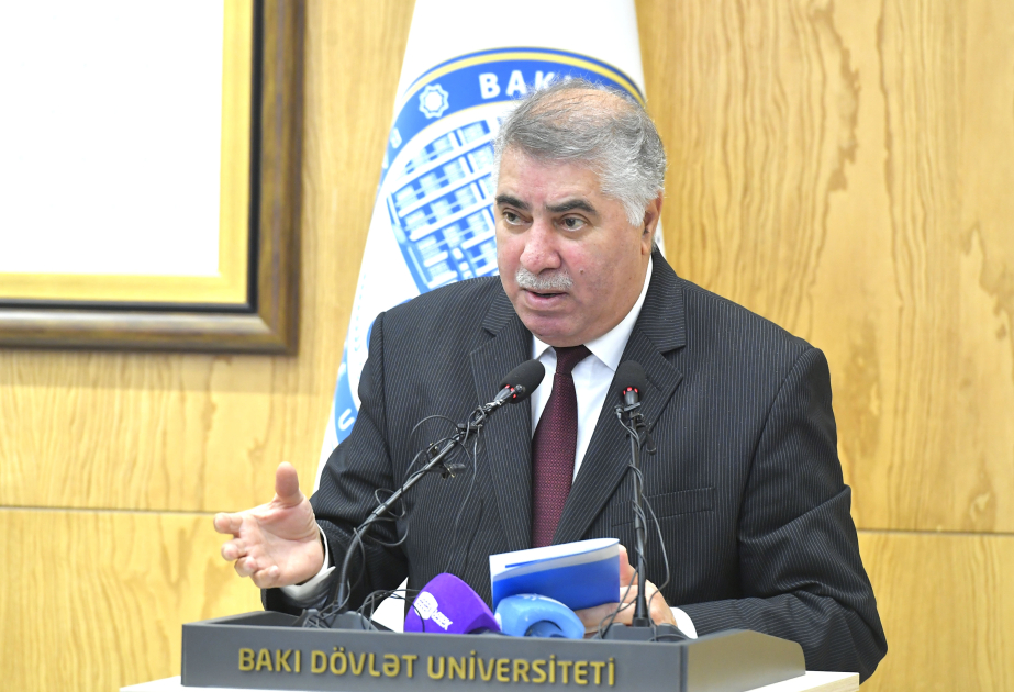 Professor: Dil öz daxili imkanları hesabına inkişaf etdirilməli, kənar sözlər minimuma endirilməlidir