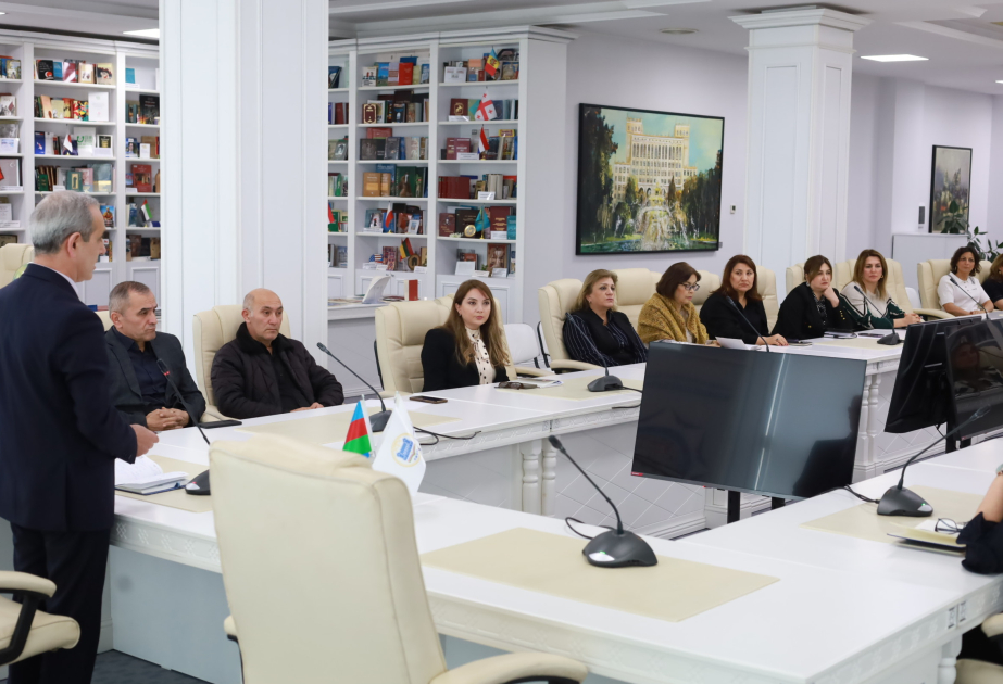 “Şəhərsalma və Memarlıq İli” ilə bağlı MEK-də iclas keçirilib, vəzifələr müəyyənləşdirilib