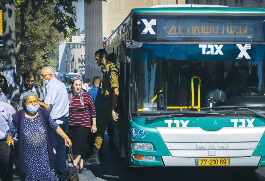 Israelis sees record 912 million passengers on public transportation in 2025