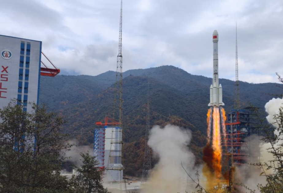 Çinin ”Şitszyan-32” peykinin kosmosa buraxılması qəza ilə başa çatıb