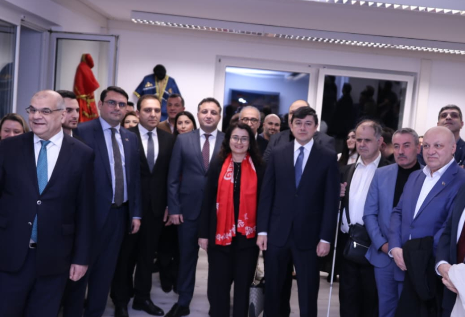 Aserbaidschanisches Haus und Wochenendschule in Stuttgart eröffnet