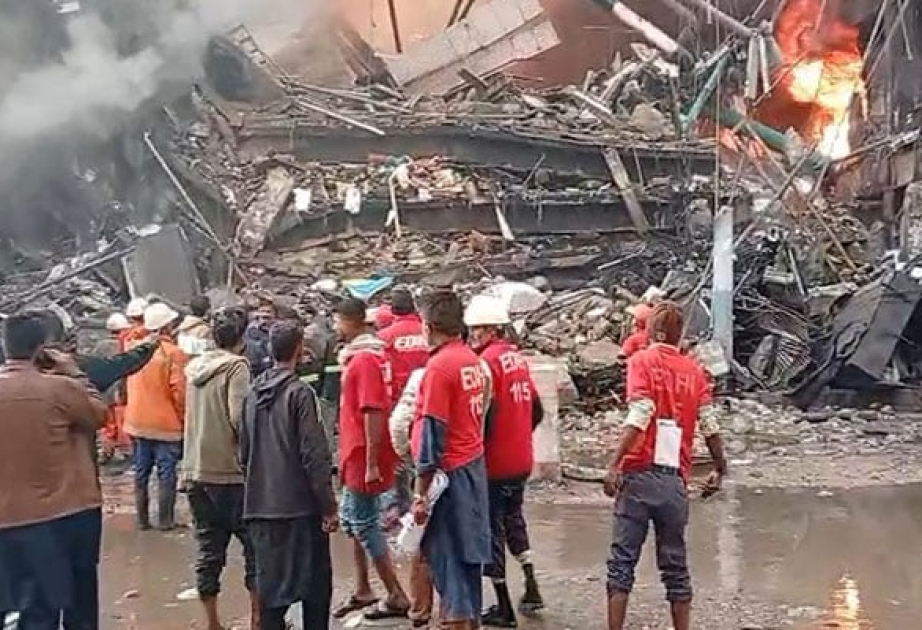 Pakistan: Massive shopping mall fire kills 14, destroys over 1,200 shops in Karachi