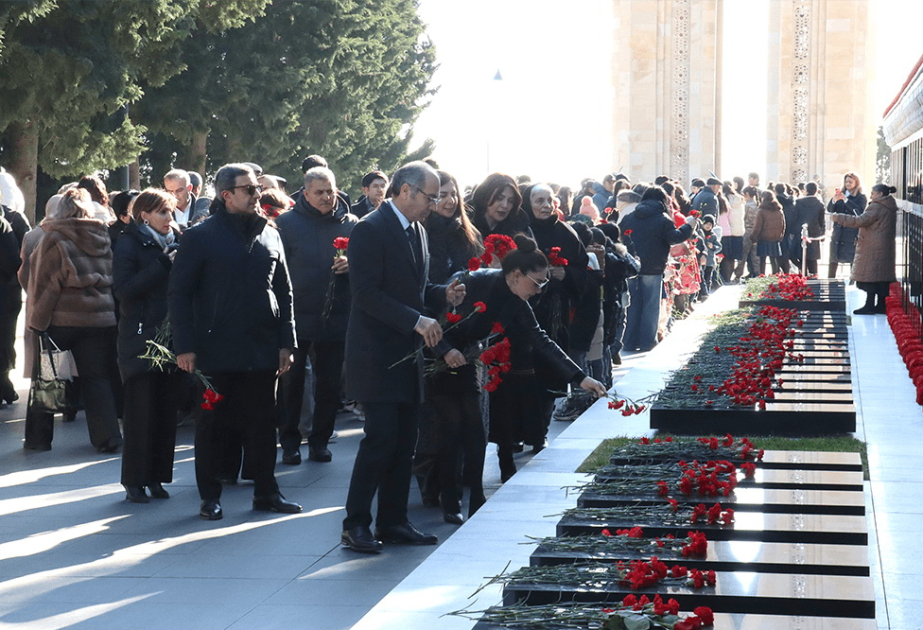 Azərbaycan Universitetində 20 Yanvar faciəsi qurbanlarının xatirəsi anılıb