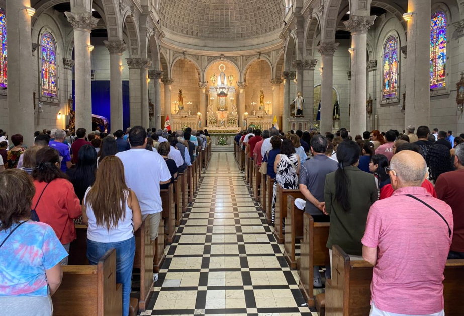 En Perú se rindió homenaje a la memoria de las víctimas de la tragedia del 20 de Enero