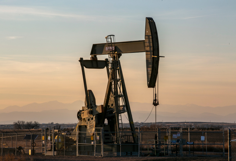 Oil prices surge in global markets