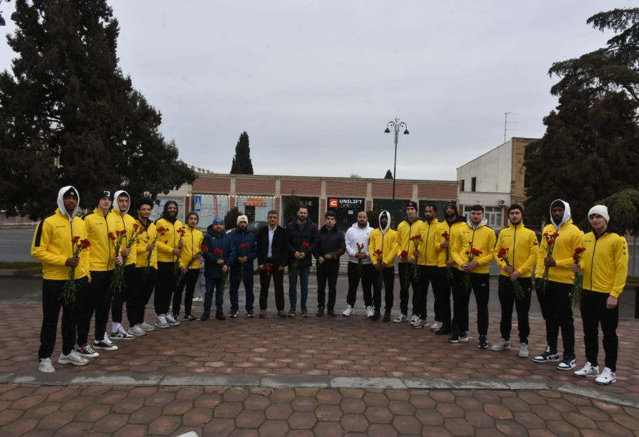 “Gəncə" basketbol klubunun kollektivi 20 Yanvar şəhidlərinin xatirəsini anıb