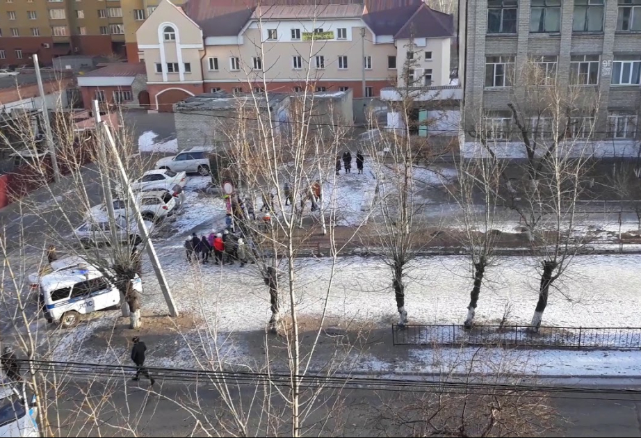 В Чите из-за сообщения о минировании эвакуировали около 500 школьников