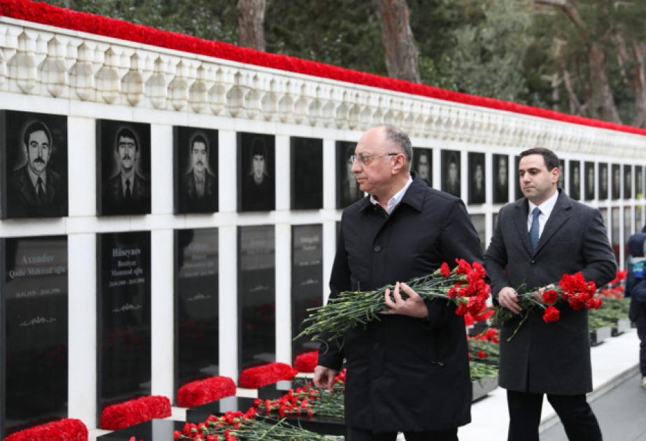 AQTA-nın kollektivi 20 Yanvar şəhidlərinin xatirəsini yad edib