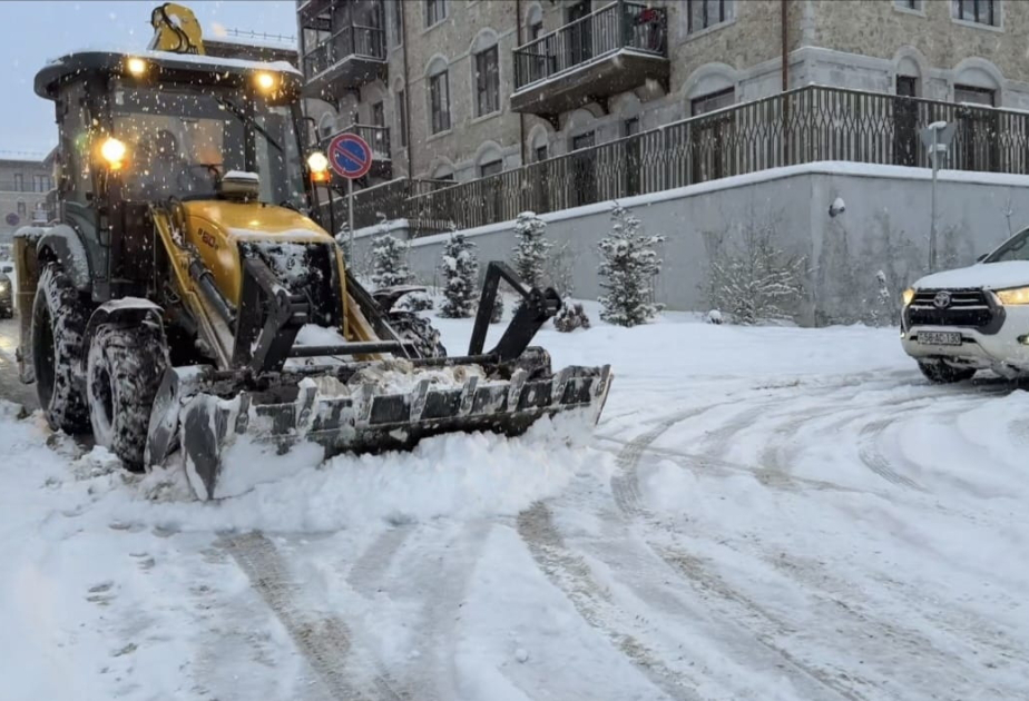 Коммунальные службы города Шуша работают в усиленном режиме ВИДЕО