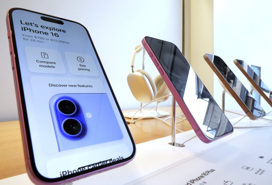 iPhone tops China market after shipments soar