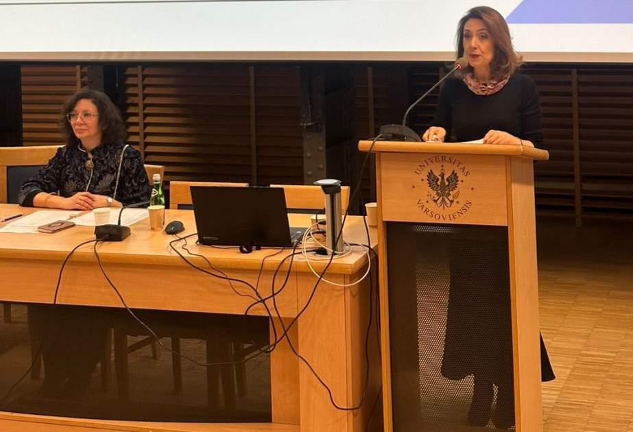 Azərbaycanın Polşadakı səfirliyi Varşava Universitetinin tədbirində təmsil olunub