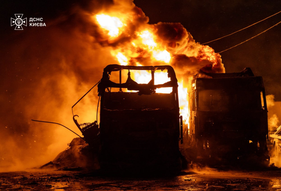 Зеленский: Россия ночью запустила по Украине более 370 дронов и 21 ракету