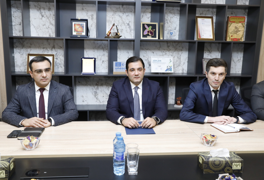 Dövlət Məşğulluq Agentliyinin Mərkəzi Karyera filialına beynəlxalq ISO sertifikatları təqdim edilib