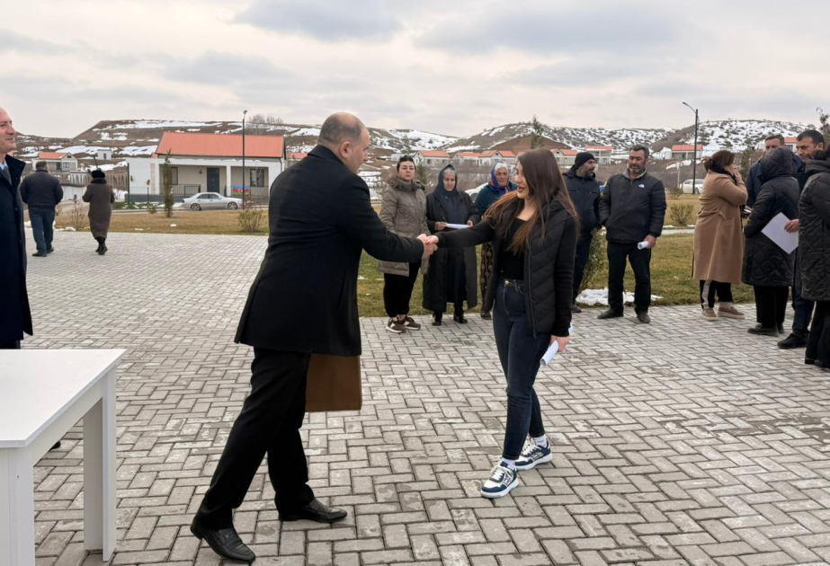 20 families relocated to Horovlu village in Jabrayil district get house keys