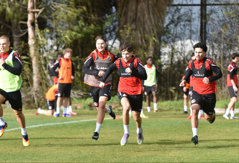 Azərbaycan millisinin futbolçusu Almaniyada komandasını dəyişib
