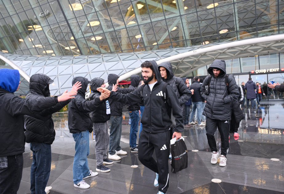 Çempionlar Liqasının pley-off mərhələsinə vəsiqə qazanan “Qarabağ” Vətənə qayıdıb – YENİLƏNİB FOTOLAR VİDEO