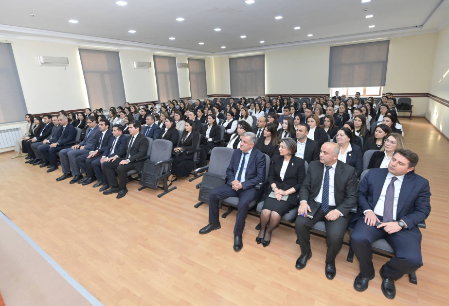 Mərkəzi Aran regionunda tədrisin keyfiyyəti müzakirə edilib