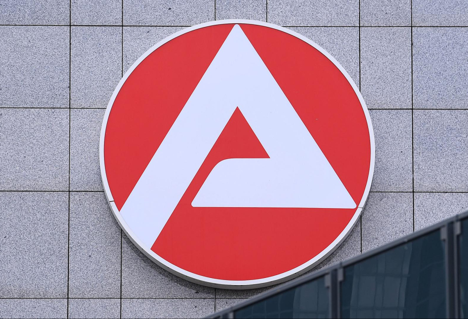 Deutschland: Zahl der Arbeitslosen steigt auf mehr als drei Millionen