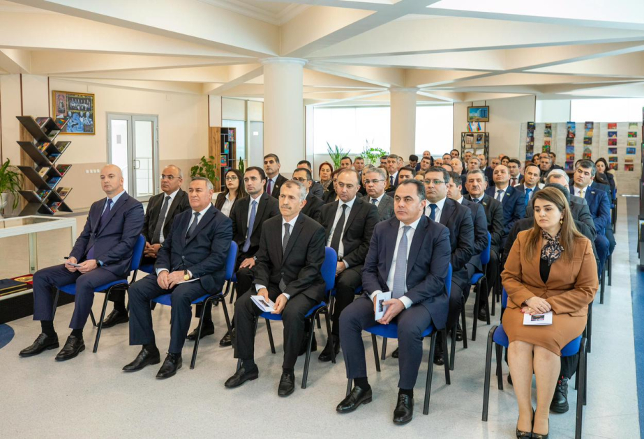 Naxçıvanda “Konstitusiya, Suverenlik və yeni siyasi konfiqurasiya: tarixi irs, müasir çağırışlar, gələcəyə baxış” kitabının təqdimatı olub