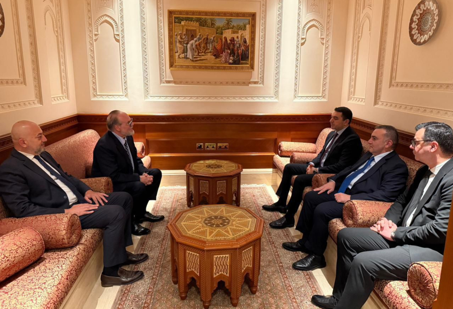 Azerbaijan and Oman discuss cooperation in opera art