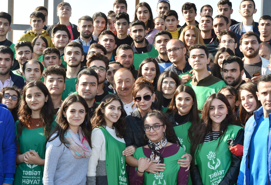 Keçmişdən güc, bu gündən ilham alaraq sabaha doğru