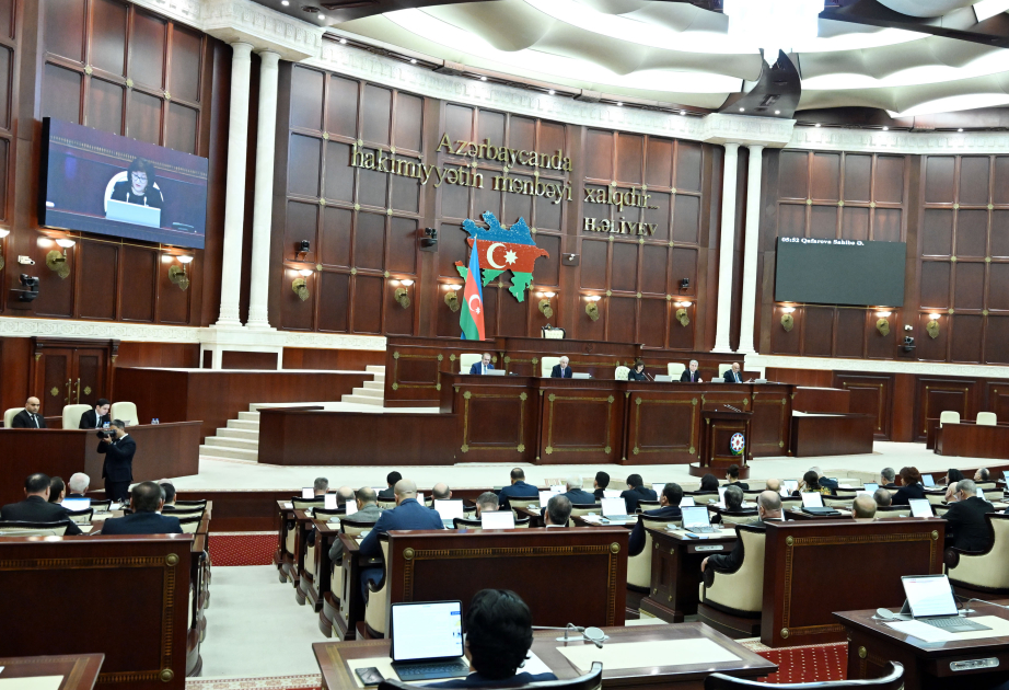 Milli Məclis Naxçıvan Muxtar Respublikasının Konstitusiyasına təklif edilən dəyişiklikləri təsdiqləyib VİDEO