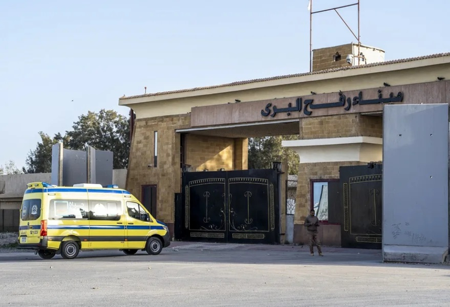 Rafah crossing officially reopens