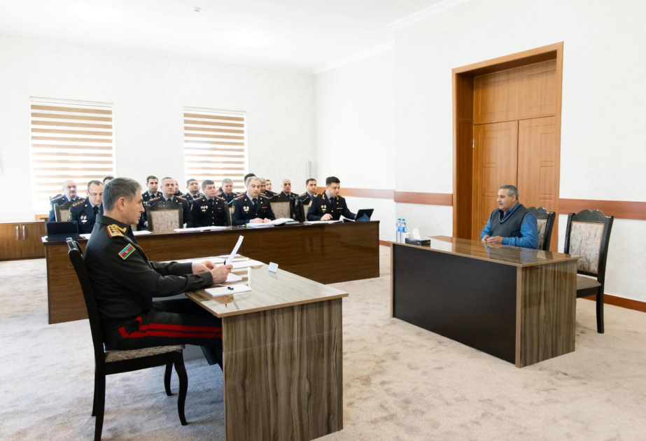 Daxili işlər naziri Qəbələdə vətəndaşların müraciətlərini dinləyib və sıra baxışı keçirib