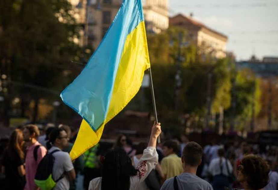 Опрос: Все больше украинцев готовы терпеть войну
