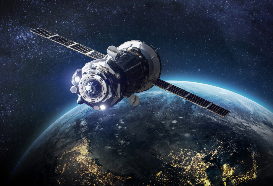 At Blue Origin, Hegseth escalates criticism of legacy defense procurement