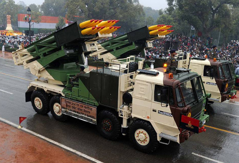 Hindistan iqtisadi əməkdaşlığı kənara ataraq siyasi ambisiyalarla çıxış edir