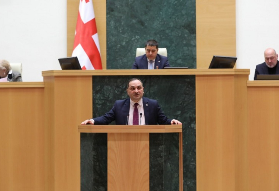 Gürcüstan parlamenti ümumi təhsillə bağlı yeni qaydaları təsdiqləyib