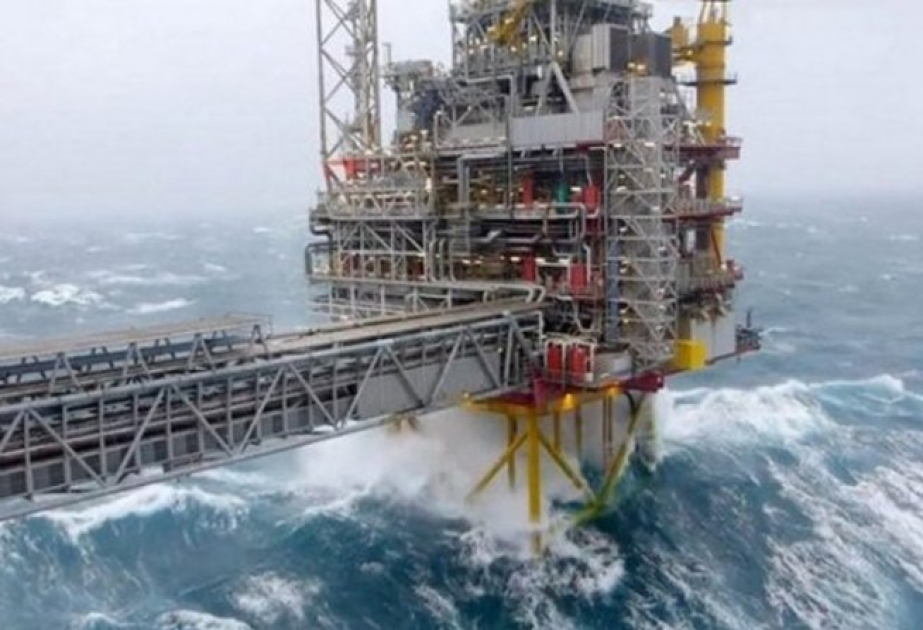 «Азнефть»: на производственных участках ограничено выполнение опасных работ