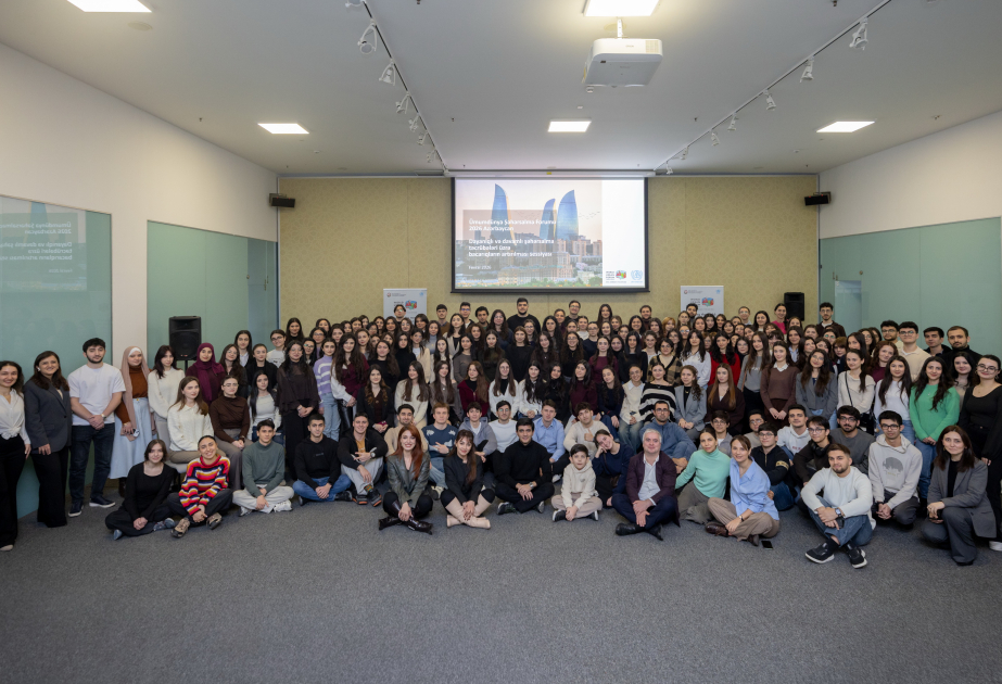 Nearly 1,000 participants receive training on “Sustainable Urban Development and Behaviors” under WUF13 Volunteer Program