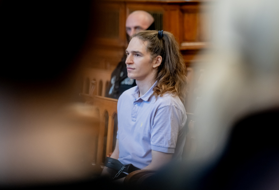 Almaniyanın daxili işlər naziri Budapeştdəki ekstremist hücumlarla bağlı açıqlama verib