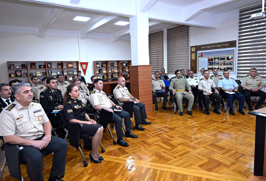 FHN-in nümayəndəsi "Strateji araşdırmalar və dövlət müdafiəsi idarəetmə akademik kursu"nda iştirak edib