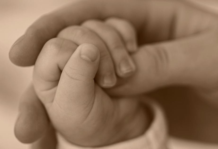 Əbu-Dabidə bir yaşlı leykoz xəstəsinə uğurlu sümük iliyi transplantasiyası edilib