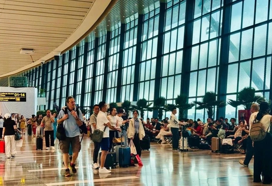 Tan Son Nhat airport expected to handle over 1,000 flights per day during Tet peak