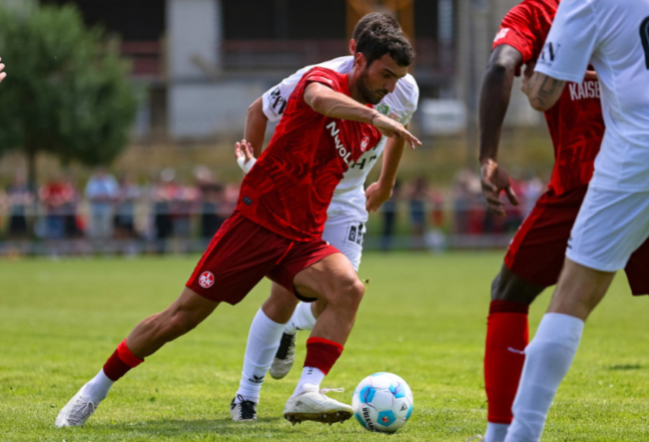 Mahir Emreli Almaniya klubunun heyətində növbəti oyunu da buraxacaq