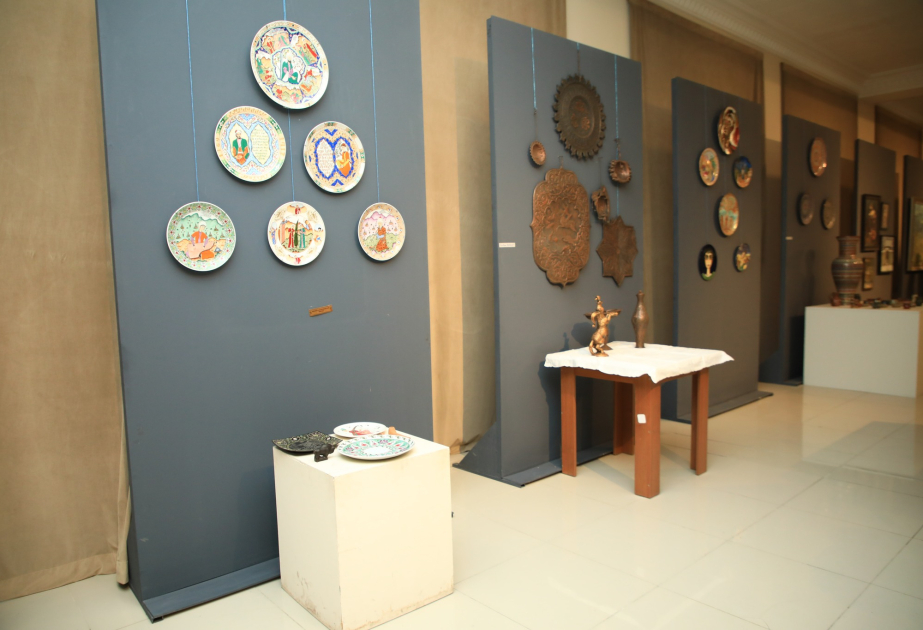 Gənc rəssamlar Gəncədə bir araya gəliblər