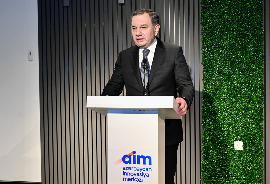 Nazir müavini: Azərbaycanda kağızsız hökumət modelinə keçid il ərzində 5700 ağacın kəsilməsinin qarşısını alır