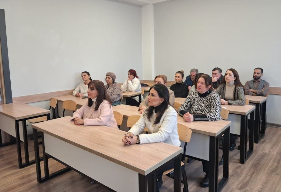 BDU-da elmi seminar: Quran dilinin özünəməxsus tərkibləri